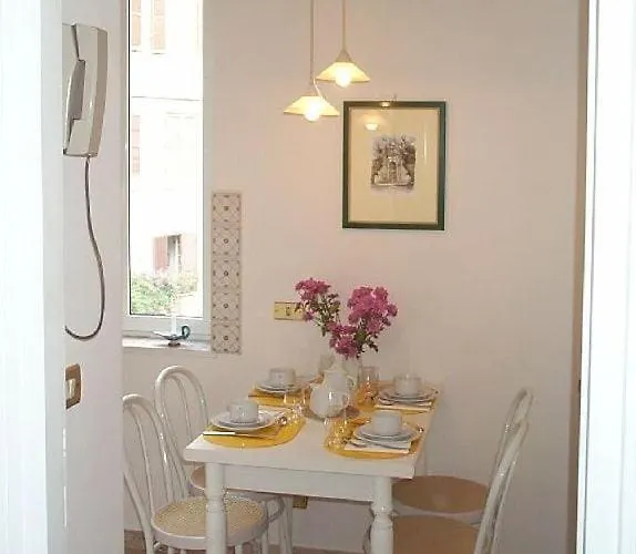 Rome, Trastevere Ideally Located Rom